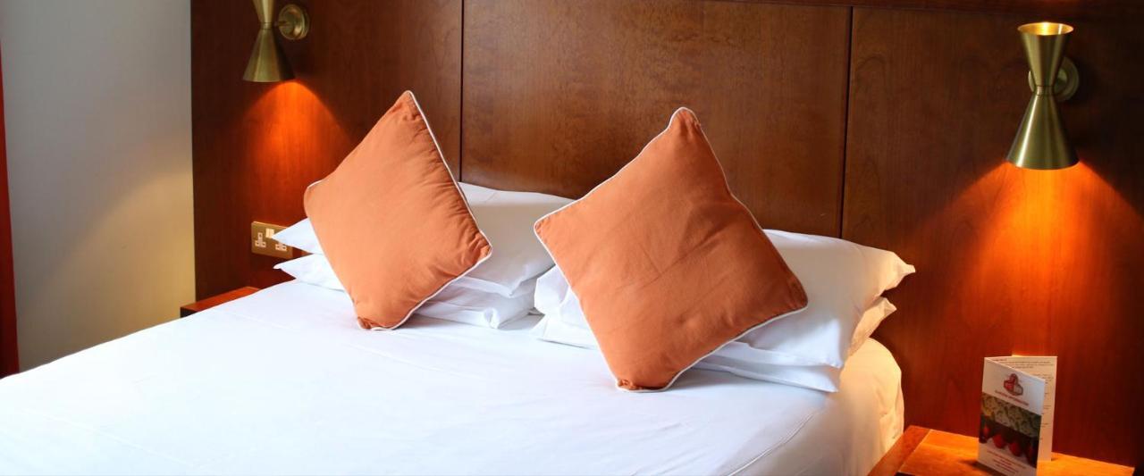 7Hotel Diner Halstead  Bagian luar foto